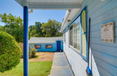 Fenced Yard and Grill Orville Cottage Near Trails! - Foto 22