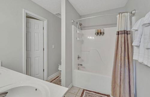 Cozy and Spacious Spring Hill 3BR 2bath Home - Foto 23