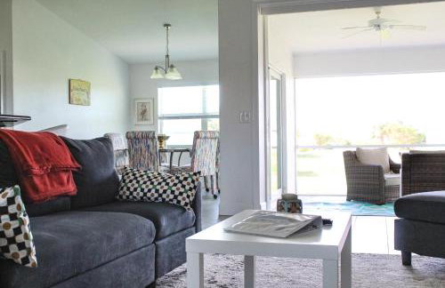 Paradise Home, Tranquil canal view 3-BDR in Golfers paradise - Foto 25