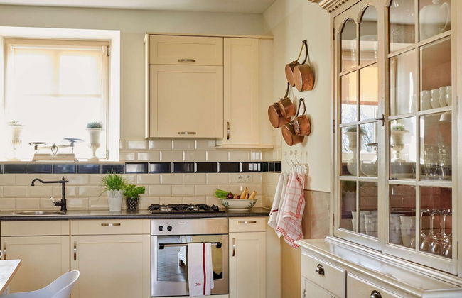 Charming Holiday Home in Baarlo With Terrace - Photo 10