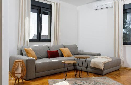 NEW - House KoStella - Drniš - Foto 1