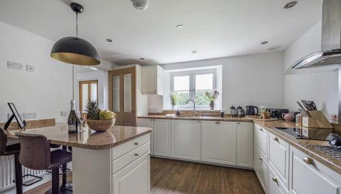 Romantic Couples' Getaway - at Ty Cerrig Barn with luxury hot tub - Foto 5