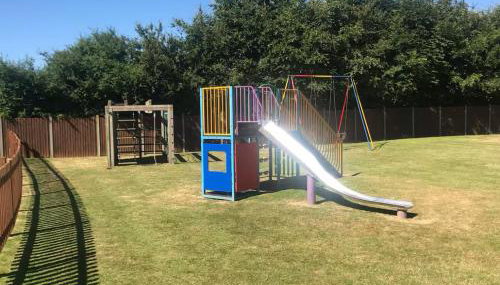 The Chalet - Photo 2