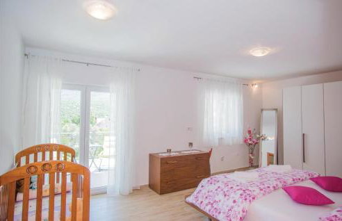 Beautiful Home In Zagvozd With Sauna - Foto 26