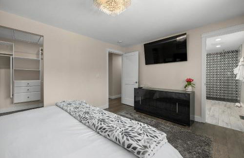 Luxury 5 beds Villa with Heated Pool & Resort Amenities - Photo 15