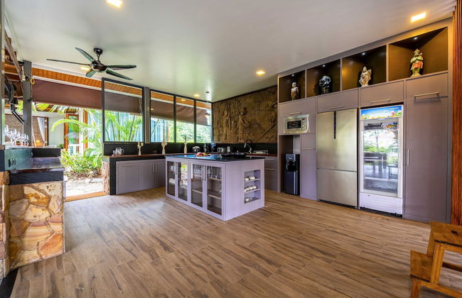 Secluded Oasis for Family - BM5 - Foto 80