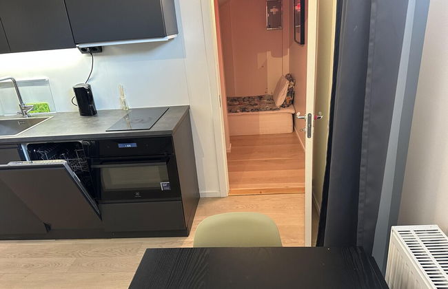 Small 2 Room Apartment in Sollentuna - Photo 5