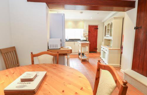 Compass Cottage - Photo 9