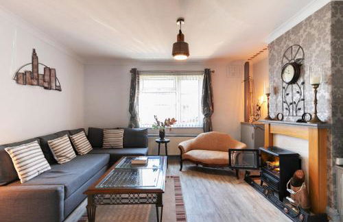 BED AT BOWBRIDGE Spacious house and parking - Foto 15