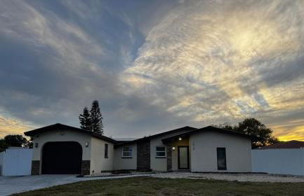 The Palm Stay Near SWF Airport laundry - Foto 34