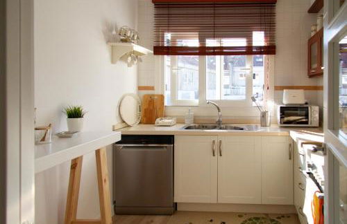 Bonito y luminoso apartamento en Rosalía de Castro - Photo 11