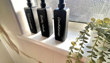 3 Bedroom House- Sleeps 5- Pool Table and Driveway - Foto 2