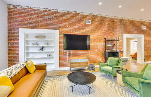 Downtown Omaha Getaway with Deck and Gas Grill! - Foto 4