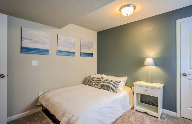 4BR Modern Townhome Close to Usafa! - Foto 15