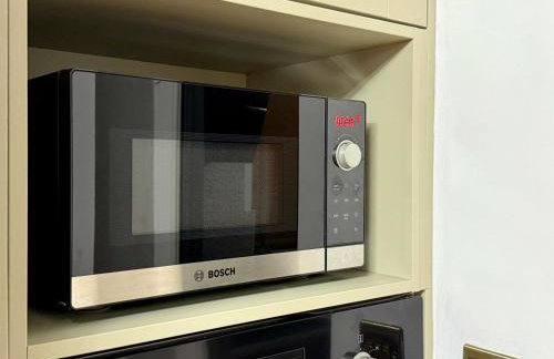 Modern 3 Bedroom Bungalow, EV Friendly, Parking Included - Foto 26