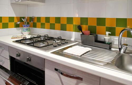 Attico vista mare con terrazza e spa riscaldata - Foto 4