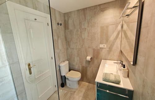 Spectacular 3 bedrooms Sea Views apartment - Photo 42