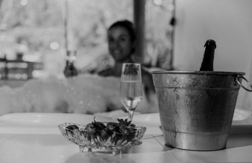 Chalé Canadense com Hidromassagem Pousada Índios Koroados - Foto 56