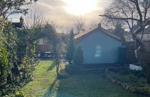 Charming Cotswold cottage with stunning views - Foto 25