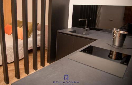 Belladonna Luxury Apartment - Photo 20