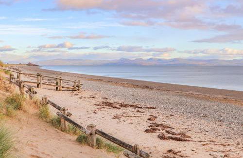 Harbourside Apartment - Photo 29