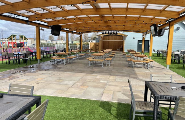 3-bed Caravan in Walton on the Naze - Photo 23