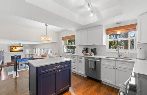 Family Oasis - Pool Hot Tub Games & Near Beach - Foto 18