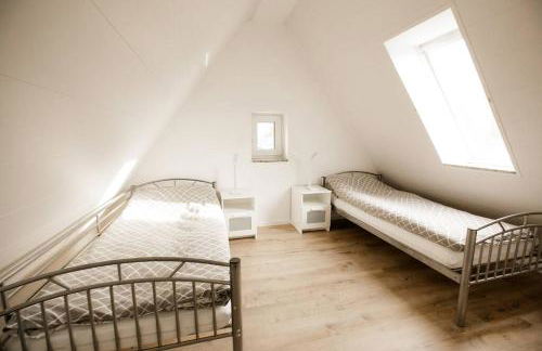 bonquartier - HOUSE 5BR - GARDEN - FOREST - TOP ROAD CONNECTION - Foto 33