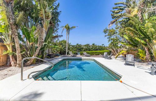 Blue Lagoon Hideaway 3BR Coastal Chic Retreat - Foto 33