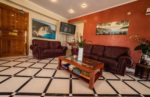 Odeon Hotel - Photo 92