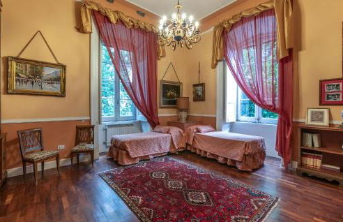 3 Bedroom Beautiful Home In Salerno - Foto 29