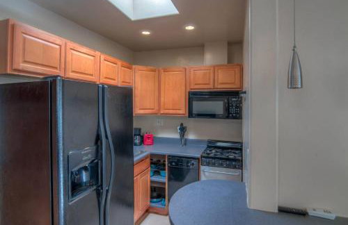 Appealing Quiet and Private Modern 2 Bedroom - Foto 6