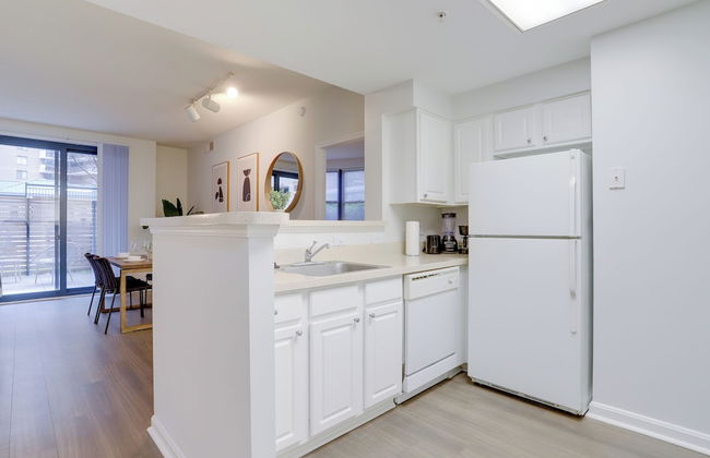 Arlington Apartments Near DC - Photo 46