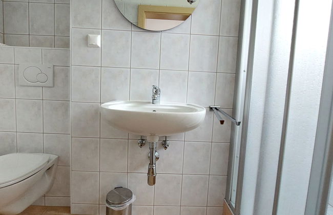 2 bedroom Apartment in Velden am Wörther See with garden - Photo 5