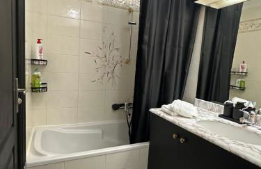 Appartement moderne climatisé avec piscine, terrasse et parking - Proche Promenade des Anglais - Foto 22