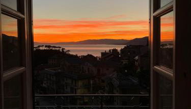 Sea-view apartment with balcony & free private parking, Camogli - Foto 1