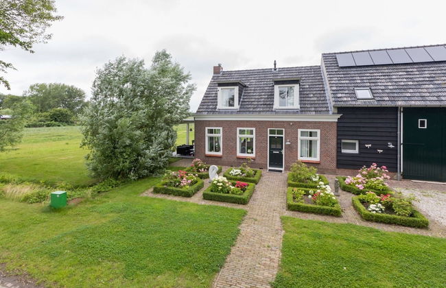 Family House in Vrouwenpolder Near Beach - Photo 1