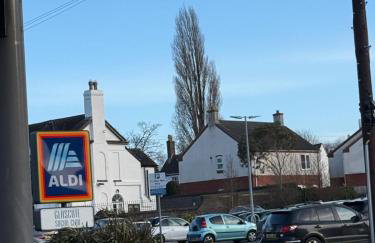 Home away Tamworth Staffordshire 4 Bedroom 3 Bathroom - Semi Detached House - Foto 35