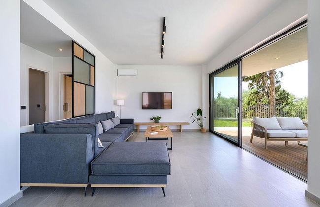 Sea View 4 Bedroom Villa With a Heated Pool - Foto 3