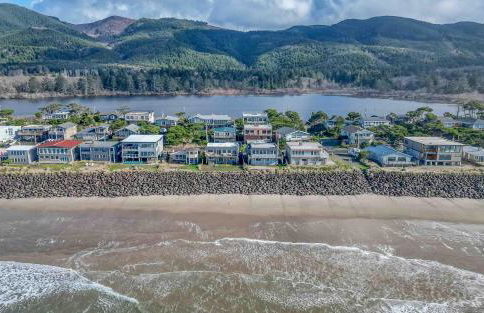 Pelicans Flight - Meredith Lodging - Foto 40