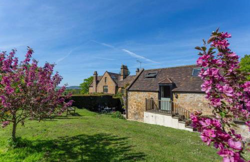 The Apple Loft - Photo 1