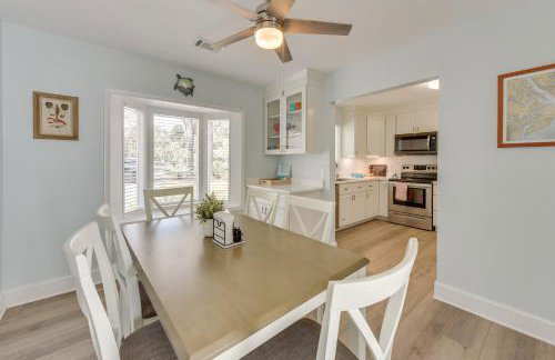 5 Mi to Dtwn Beaufort Home with Screened-In Patio - Foto 3