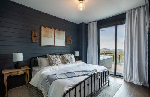 Chalet Amelia Lake View HotTub Fireplace Arcade - Foto 33