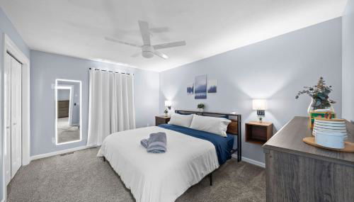 New Spacious Renovated Townhouse - Foto 3