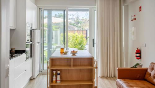 Modern Studio Steps From Beach - Photo 4