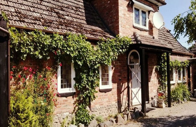 Stylish House in the Countryside 5 km From the sea - Photo 33