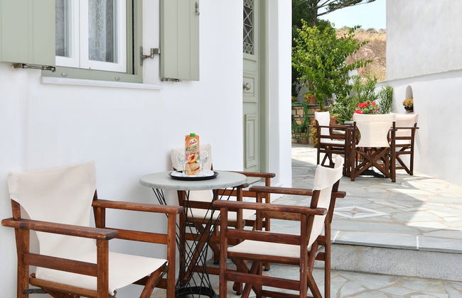 Hara Studios and Apartments - Photo 64