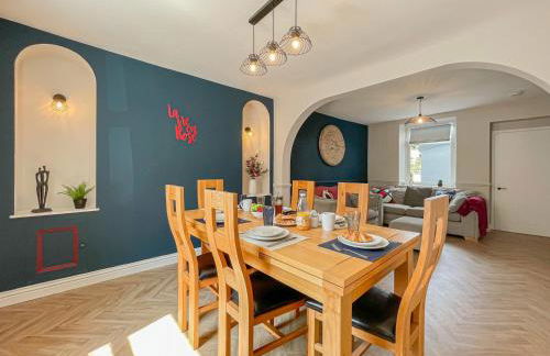 Mulberry House, Dowlais - Photo 1