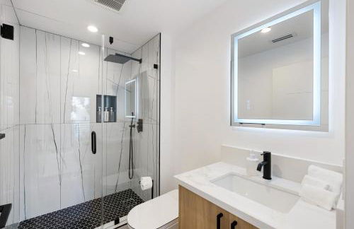 Sky Haus LA - Photo 7