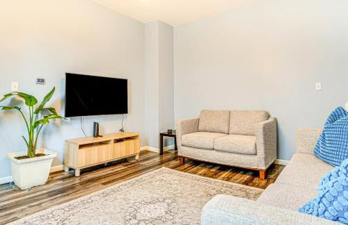 1 Mi to Dtown and Lucas Oil Stadium Fenced Yard - Foto 5